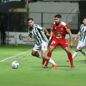 Rubio Ñu gana y se coloca a tres puntos del líder - Fútbol de Intermedia - ABC Color