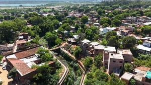 Construcción de viviendas para familias del barrio Chacarita Alta tienen 40% de avance - ADN Digital