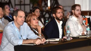 Shoppings encaran una inversión de USD 350 millones