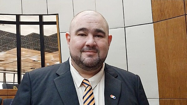 Lo que tenés que saber: Diputado Jatar Fernández provoca incidentes en sesión
