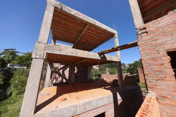 Chacarita Alta: Avanza el 40% de la construcción de viviendas sostenibles - ADN Digital