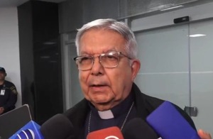 Tras elección del nuevo papa, cardenal Adalberto Martínez retornó al país - trece