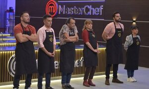 ¡MasterChef ya tuvo a su primer famoso rajado por no hacer bien milanesa con puré!