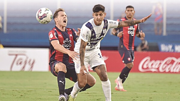 Espera ayuda del eterno rival