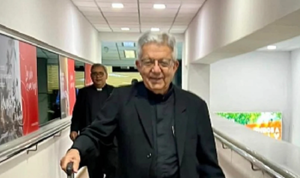 Cardenal Adalberto Martínez: “El Papa León XIV envió saludos al pueblo paraguayo” - Noticiero Paraguay