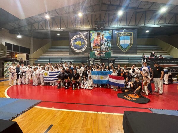 Versus / Paraguay se destaca en encuentro regional de taekwondo ITF