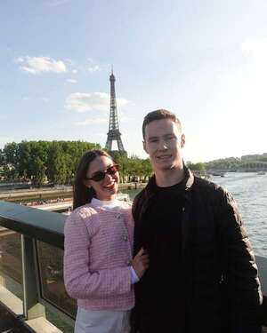 ¡Joshua Durksen y su novia recorrieron París muy enamorados!  - Gente - ABC Color