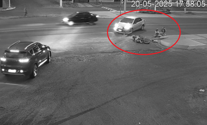 Impactante video: mujer y sus dos hijas sufren grave accidente en La Paloma - trece