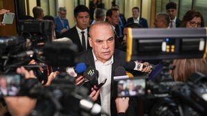 Bachi Núñez defiende pedidos de intervención de Contraloría y pide "cordura" a diputados