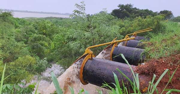 La Nación / Aguardan a técnicos de Itaipú para reparar motobombas en Concepción