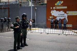 Comicios regionales en Venezuela: despliegan más de 412.000 militares - Mundo - ABC Color