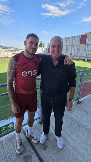 Gustavo Alfaro supervisa a Tony Sanabria en Torino - Selección Paraguaya - ABC Color