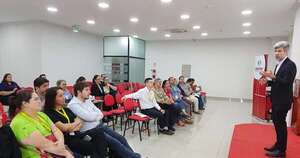 La Nación / Alto Paraná: directores de hospitales analizaron atención en todos los niveles del servicio