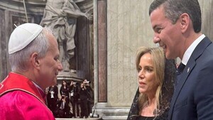 “Llevá a Paraguay en tu corazón”: El pedido de Santiago Peña al papa León XIV