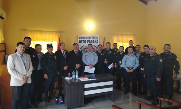 Realizan charla interinstitucional sobre procedimiento policial