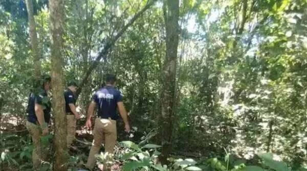 ¿Venganza brutal? Quemaron parte de una casa y luego se toparon con dos finados llenos de plomo