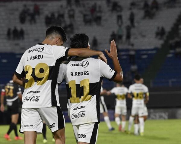 Vídeo: El gol Rodney Redes para el 1-1 de Olimpia a Libertad - Olimpia - ABC Color