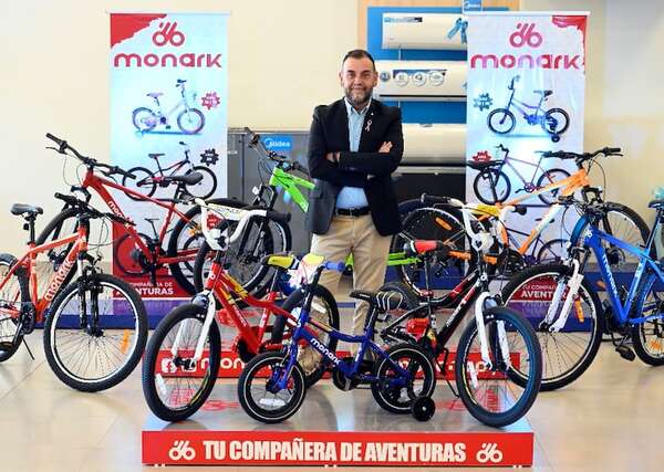 La icónica bicicleta Monark vuelve a Paraguay - Empresariales - ABC Color