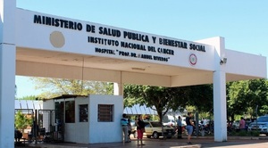 Ministro Fernández Valdovinos reitera que está garantizada la provisión de medicamentos para el Incan