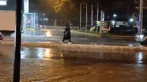 Reportan intensos raudales en Asunción: estos son los puntos críticos - Nacionales - ABC Color