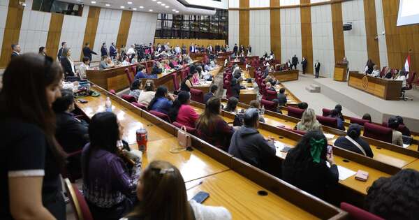 Diario HOY | Ministerio de la Familia: defienden autonomía de las entidades que buscan fusionar