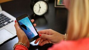 Ministra de Trabajo no está a favor de reducir la jornada laboral: "No es el momento oportuno"