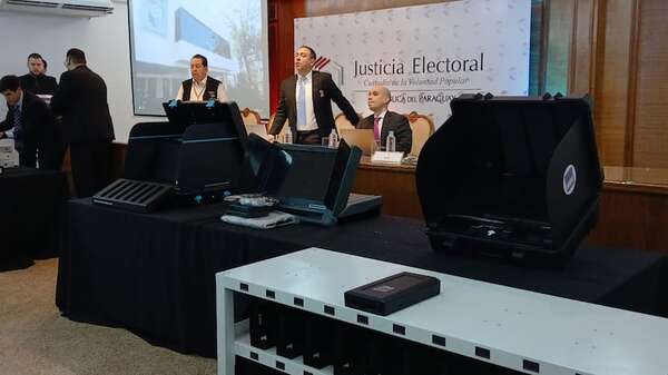 AUDIO: TSJE analiza ofertas para cuestionada compra de máquinas de votos - A La Gran 7-30 - ABC Color