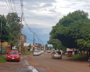 Presidente Franco: obras viales obligan a desalojar a vendedores de avenida Monday - ADN Digital