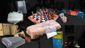 Biblia, piezas de ajedrez y otros: El ingenio narco para traficar drogas por encomiendas