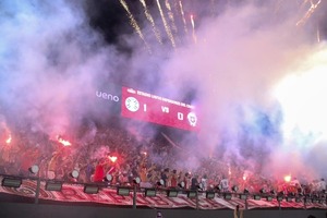 Por cánticos discriminatorios en partido ante Chile, FIFA sanciona a Paraguay - trece