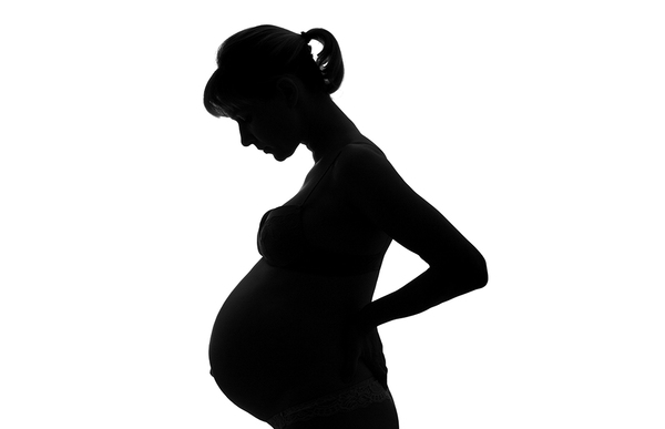 Un camino hacia la maternidad - High Class