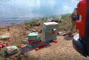 Tres detenidos con 250 kilos de marihuana en la ribera del río Paraná - ABC en el Este - ABC Color
