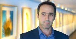 Fundador de Mercado Libre deja de ser CEO y presenta a su sucesor