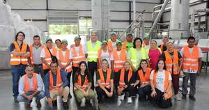 La Nación / Coca-Cola Paresa celebró el Día Mundial del Reciclaje con los recicladores de base