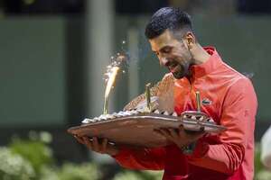 Tenis: Djokovic celebra su cumpleaños con pase a semifinales en Ginebra - Polideportivo - ABC Color
