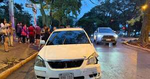 La Nación / En medio de la llovizna, ocurrió un accidente de tránsito fatal en el centro de CDE