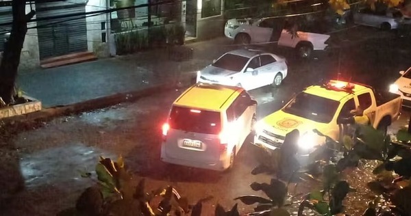 Delincuentes se alzan con dinero efectivo en un asalto domiciliario - 1000 Noticias