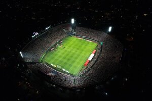 FIFA aplica multa a Paraguay y limita aforo en próximo partido con Uruguay - 1000 Noticias
