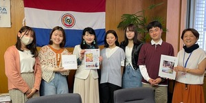 Una destacada académica japonesa promueve el interés hacia el Paraguay en su país • PARAGUAY TV