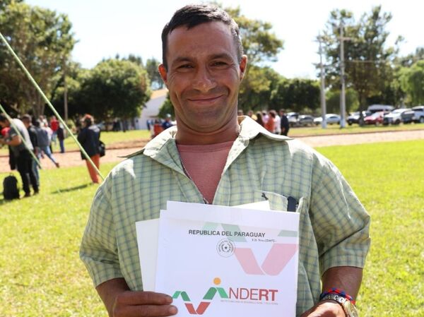 Analizarán el impacto de la titulación de tierras en la economía en programa radial