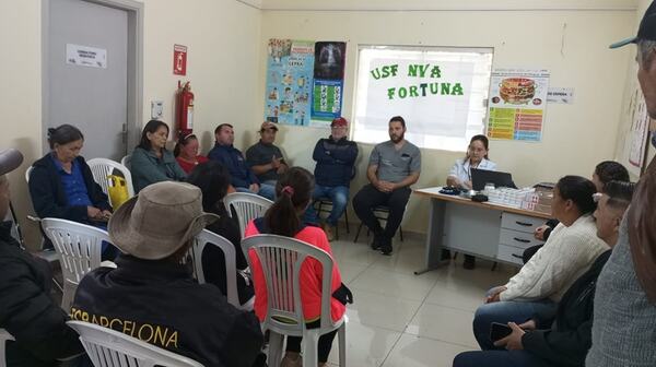 USF Nueva Fortuna de Hernandarias realiza Aty Comunitario con entrega de medicamentos y servicios de salud