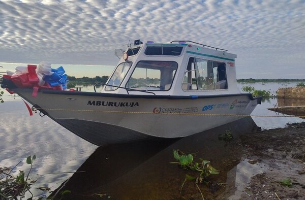 Nueva lancha ambulancia fortalece atención materno-infantil en el Chaco paraguayo - .::Agencia IP::.