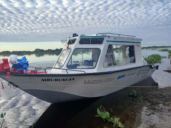 El Gobierno de la India donó embarcación ambulancia al Alto Paraguay - Noticias del Chaco - ABC Color