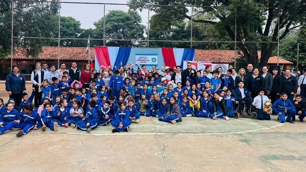 Lanzan "Campaña de Desparasitación Escolar 2025" en Caazapá - .::Agencia IP::.