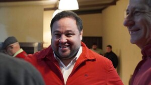 Abogado Hugo Farías confirma su intención de ser intendente de Luque - 1000 Noticias