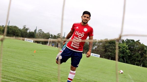 Sergio Díaz podría regresar al fútbol paraguayo
