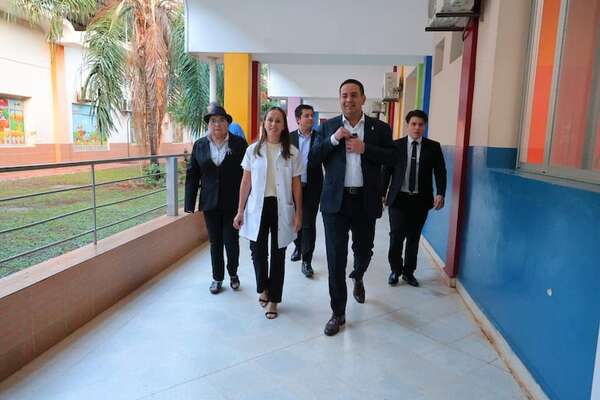 Gobernación entrega ecógrafos a dos hospitales de referencia de Central - Nacionales - ABC Color