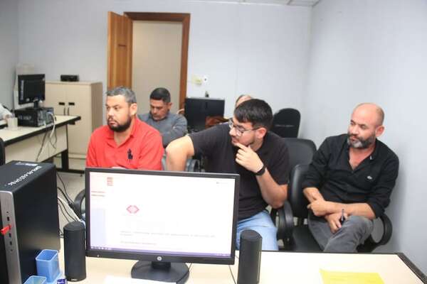 Juez rechaza sobreseimiento definitivo de exintendente sampedrano y admite pruebas para juicio - Política - ABC Color