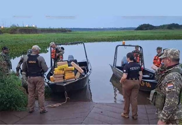 Senad y Armada Paraguaya interceptan cargamento de marihuana en puerto clandestino de Canindeyú | DIARIO PRIMERA PLANA