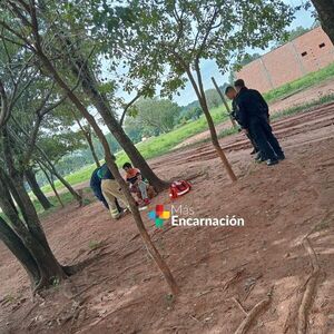 Cuchillos, sangre y caos en San Pedro del Paraná: tarde violenta deja dos heridos